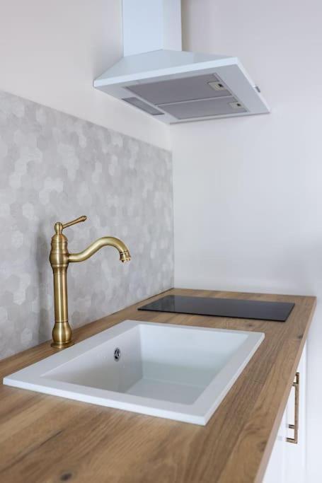 Landudal Ti Gwaskell, Maison Proche De Quimper מראה חיצוני תמונה